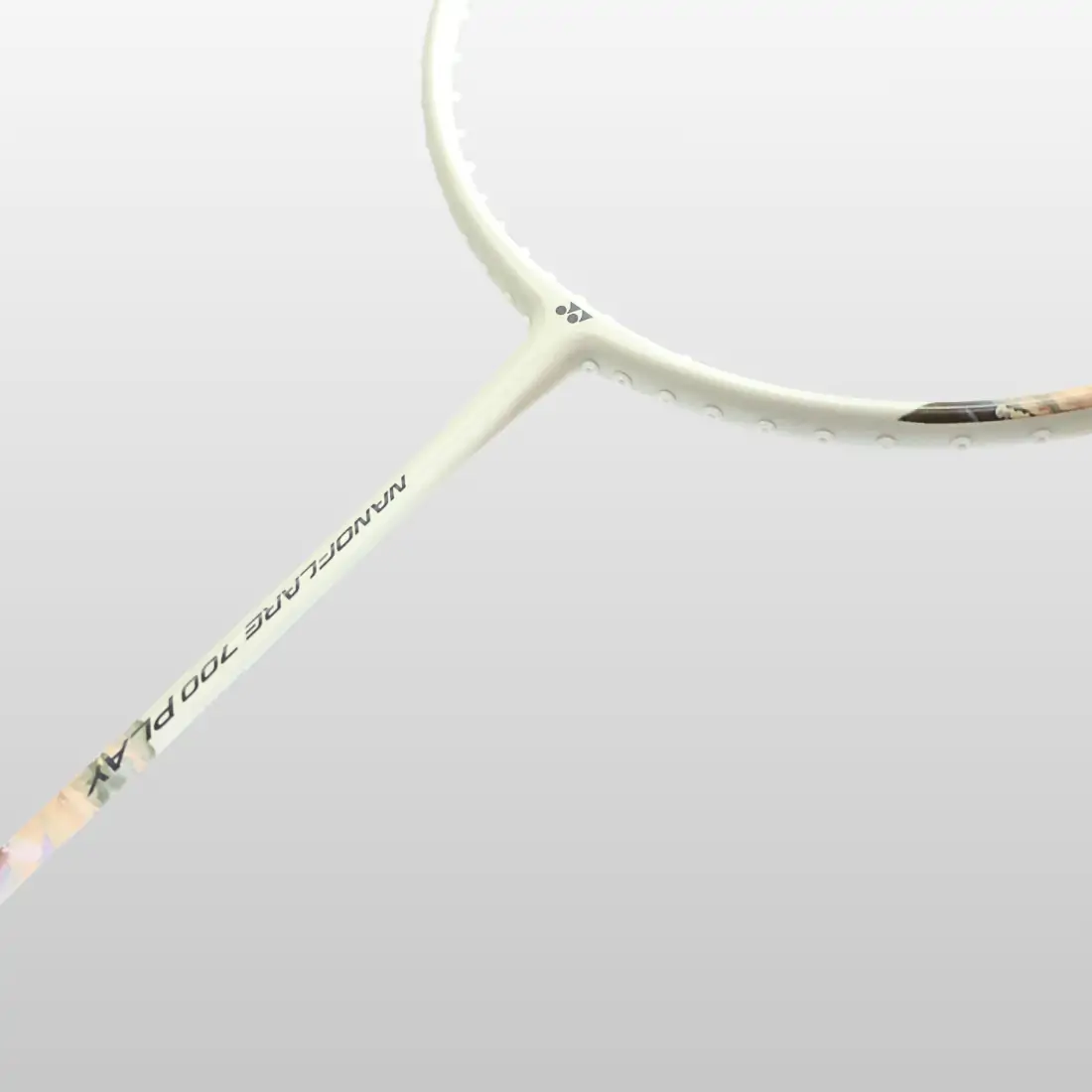 Yonex NANOFLARE 700 PLAY 羽毛球拍